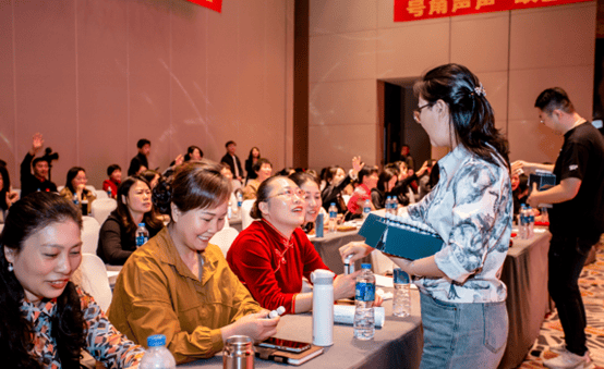 emc易倍：同心聚势 共赢未来 丨 2024年香磨五谷加盟商大会圆满落幕(图8)