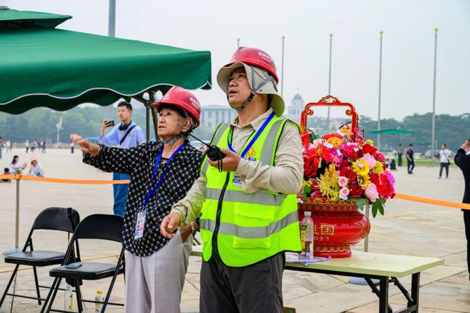 emc易倍：“五谷”首现国庆大花篮意义非凡！(图3)